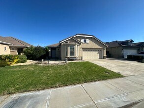 Building Photo - 2713 Donner Trail