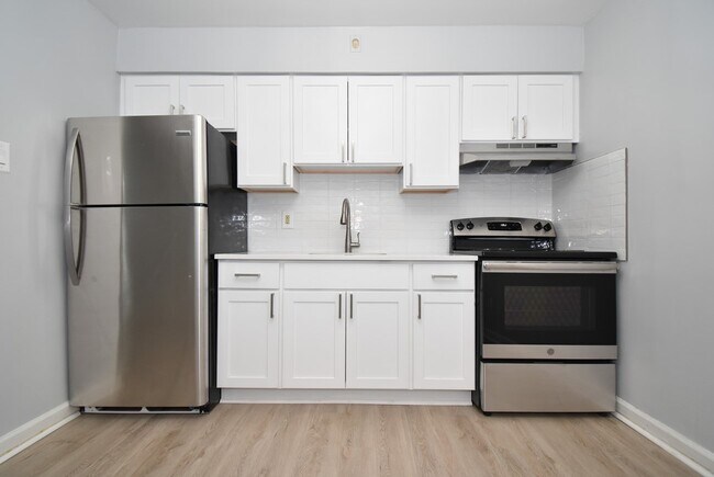 Building Photo - 1622 Grieb Ave