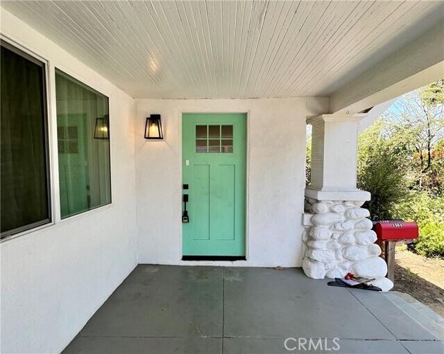 Building Photo - 1306 W 48th St