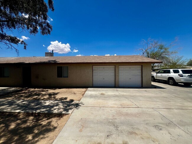 Foto del edificio - 73451 Sun Valley Dr
