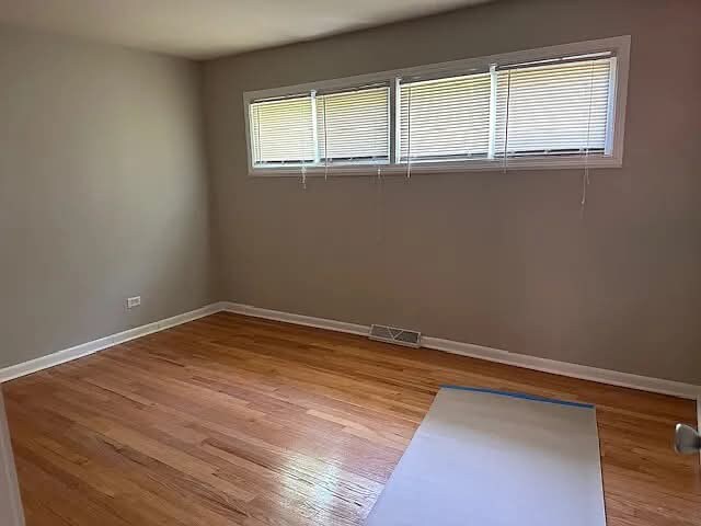 Foto del edificio - 2652 Woodworth Pl