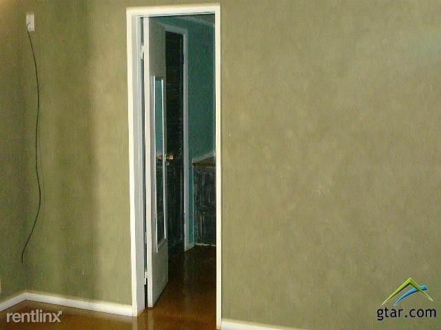 Foto del edificio - 1 br, 1 bath House - 133 N Main Street