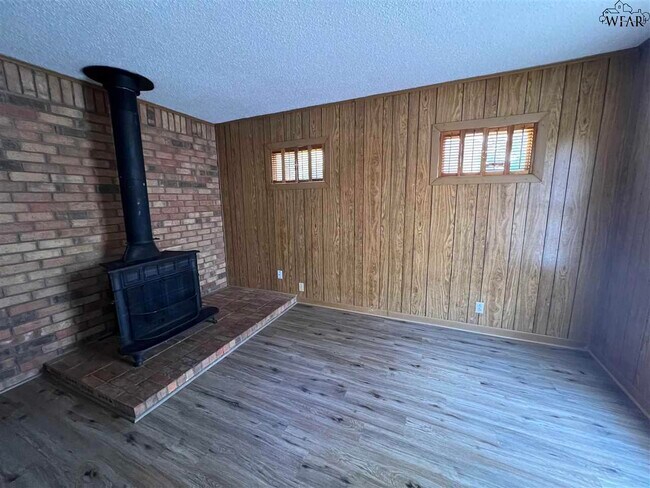 Building Photo - 3106 Barrett Pl