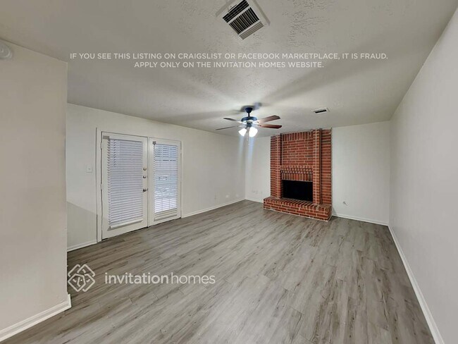 Foto del edificio - 16206 Elm Point Ct