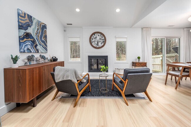 Foto del edificio - 405 Reynolds Ave