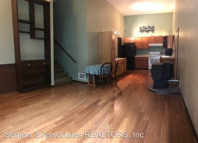 Foto del edificio - 525 Eagle Ridge Rd