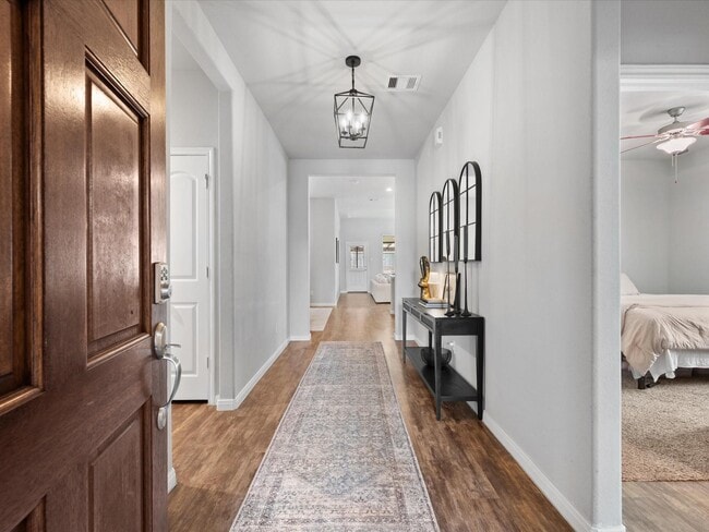 Foto del edificio - 14381 Whitetop Peak Ct