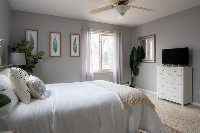 Foto del edificio - 5136 Hiawatha Ave