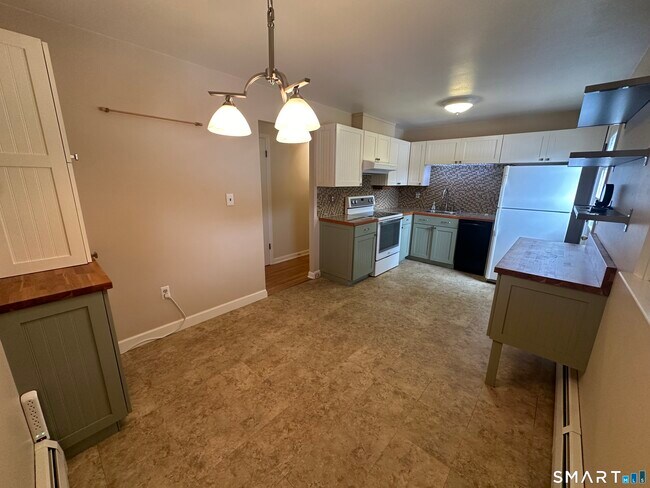 Foto del edificio - 18 Manchester Ave