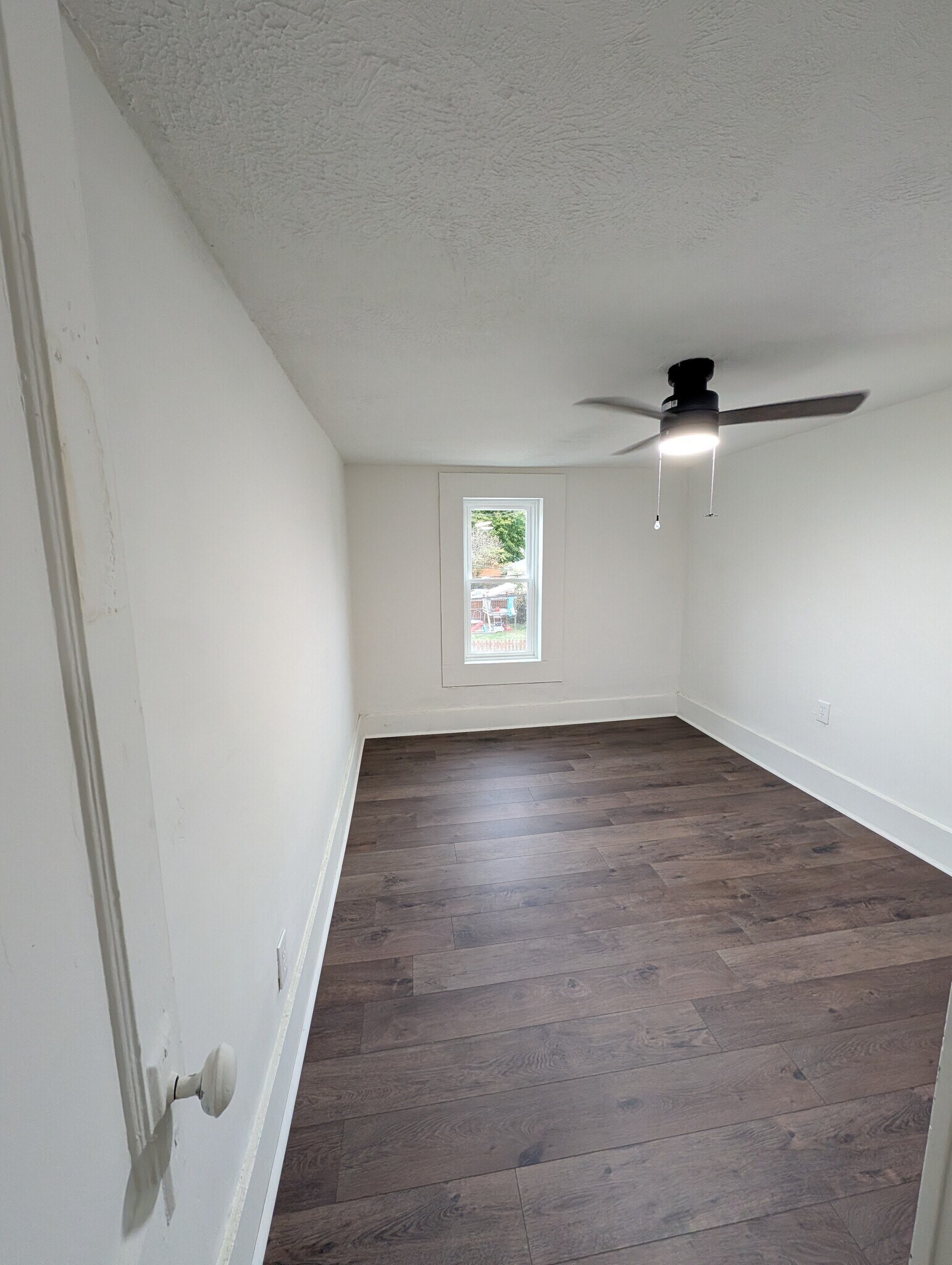 1114 Cherry St Barberton, OH 44203 – photo 4