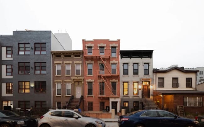 Building Photo - 807 Quincy St