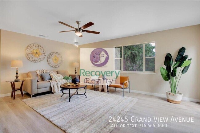 Foto del edificio - 24245 Grand View Ave