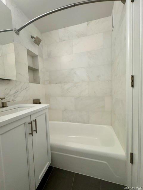 Foto del edificio - 155 W 68th St