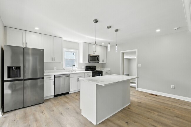 Foto del edificio - 3220 N Rolling Rd