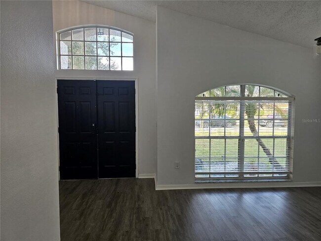 Foto del edificio - 11761 Hatcher Cir