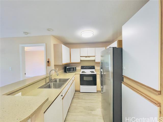 Foto del edificio - 95-270-270 Waikalani Dr