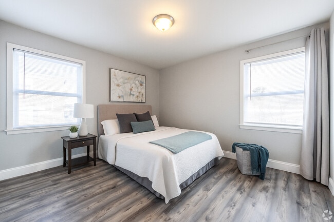 Building Photo - Forest Ridge Apartments