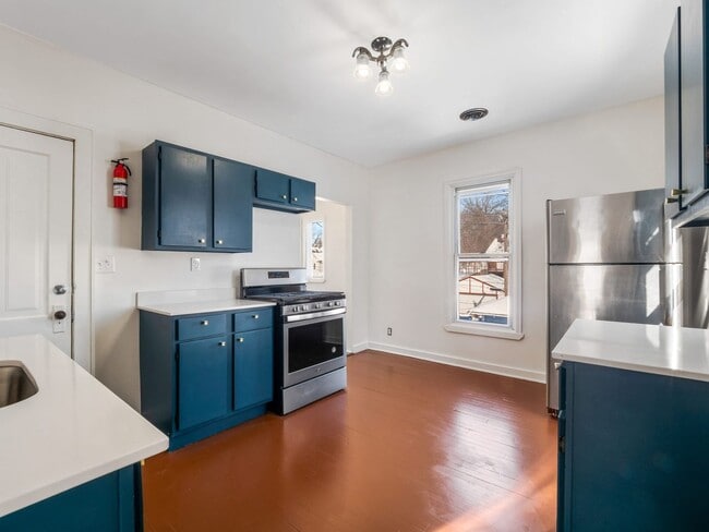 Foto del edificio - 937 Thomas Ave W