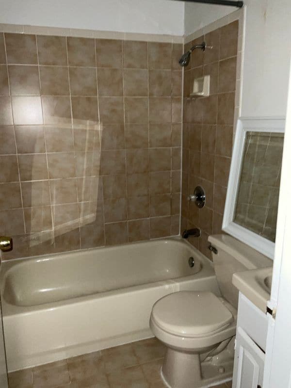 Foto del edificio - 311 8th St