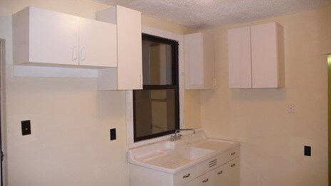 Building Photo - 149 Hazelwood Ave