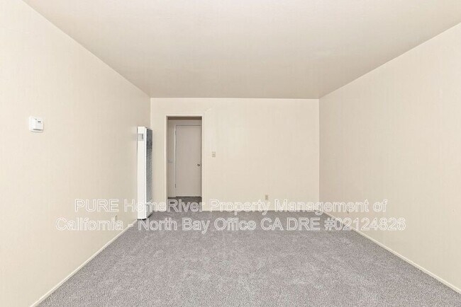 Foto del edificio - 186 Brush Creek Rd