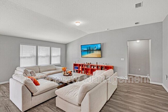 Foto del edificio - 8215 Victory Crossing Blvd