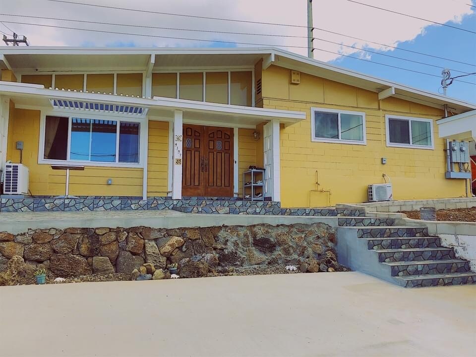 Primary Photo - 4197 Halupa St