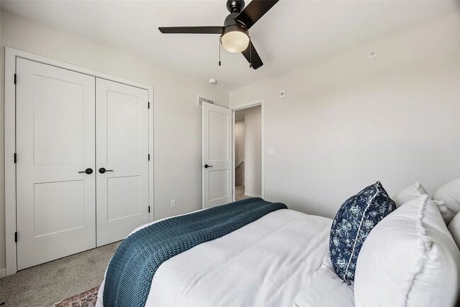 Building Photo - Big Ben at the Loop – Brand New 3 Bedroom Condo | Attached 2-Stall Garage