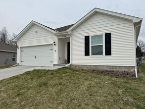 Building Photo - 17704 Hampton Dr