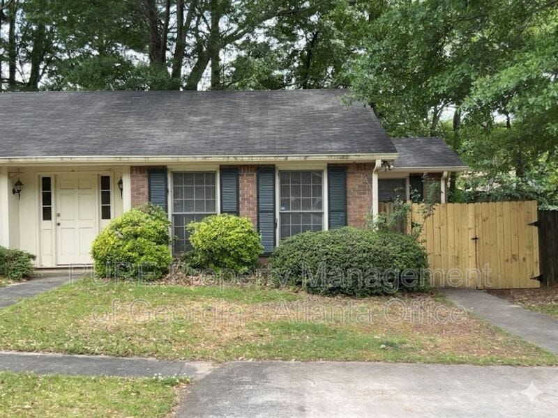 Photo - 771 Wilson Cir SW