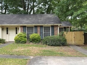 Building Photo - 771 Wilson Cir SW