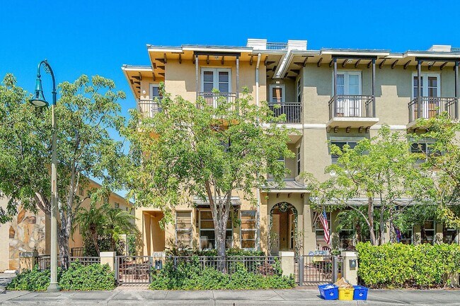 Photo - 811 S Federal Hwy Apartment