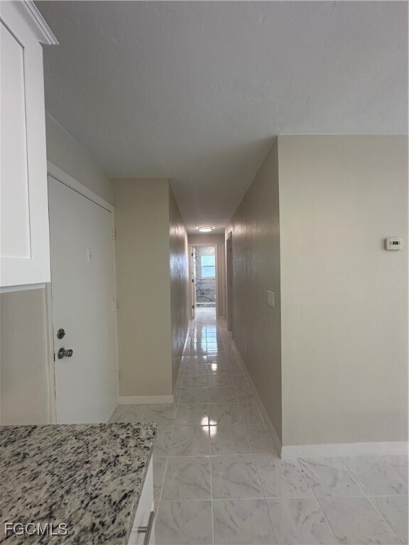 Building Photo - 4802 Tudor Dr