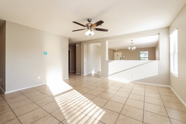 Foto del edificio - 1774 W Summer Dawn Dr