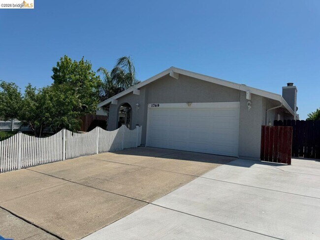 Foto del edificio - 1769 Teresa Ln