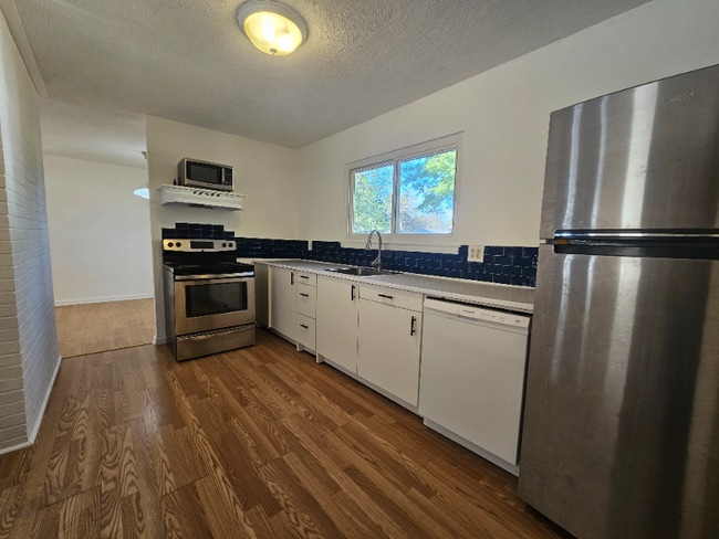 Foto del edificio - 5376 Princess Anne Rd