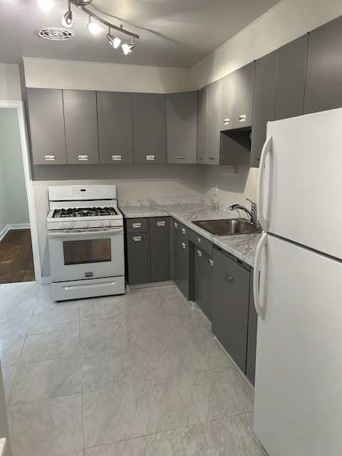 Building Photo - 103 8th St