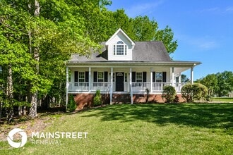 Building Photo - 14 Greenbrier Ct