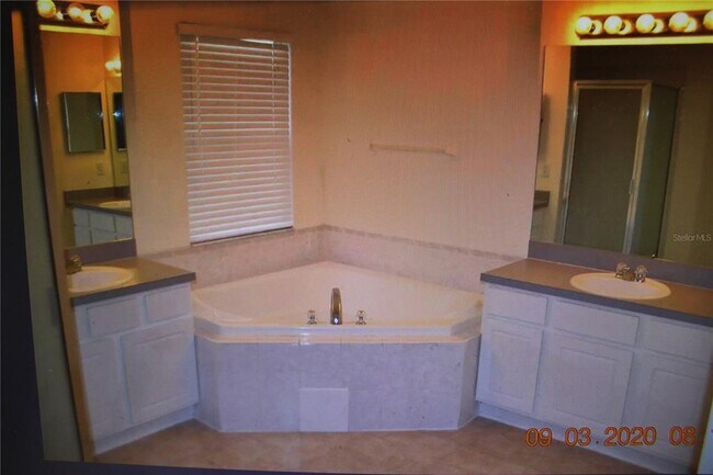 Building Photo - 4702 Tealwood Tr