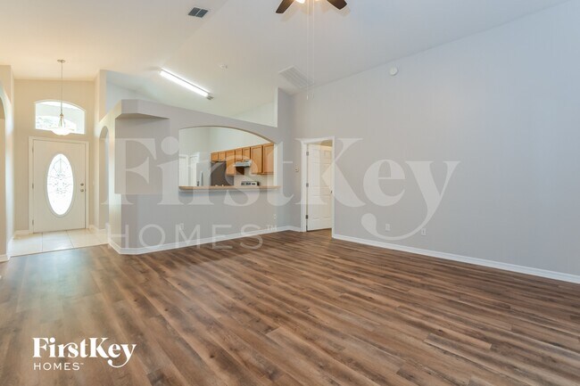 Foto del edificio - 284 Kettering Rd