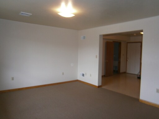 Building Photo - 3206 Partridge Dr