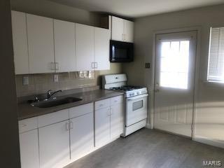 Building Photo - 655 Southwell Ln