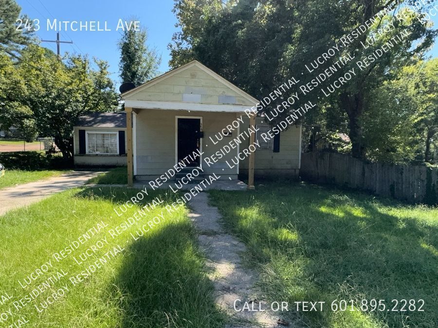 Primary Photo - Welcome to this charming 3 bedroom, 1 bath...