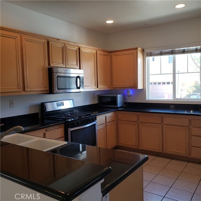 Foto del edificio - 1467 Orange Grove St