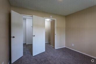 1BR, 1BA - 662 SF - EPERNAY APARTMENTS