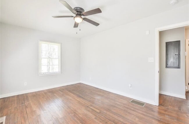 Bedroom #3 (all rooms big &amp; equal size) - 1407 Kennesaw Dr NW