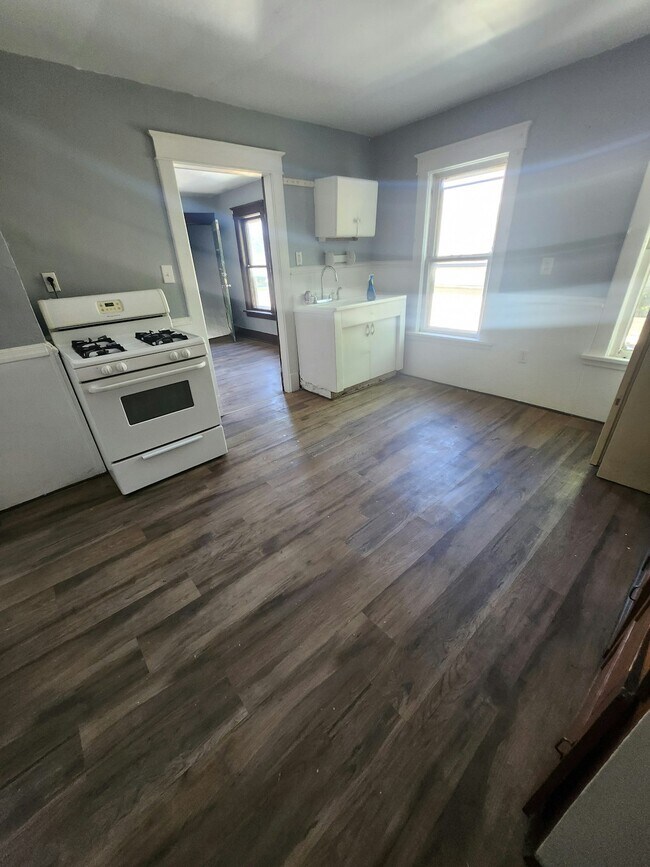 Foto del edificio - 626 E 23rd St