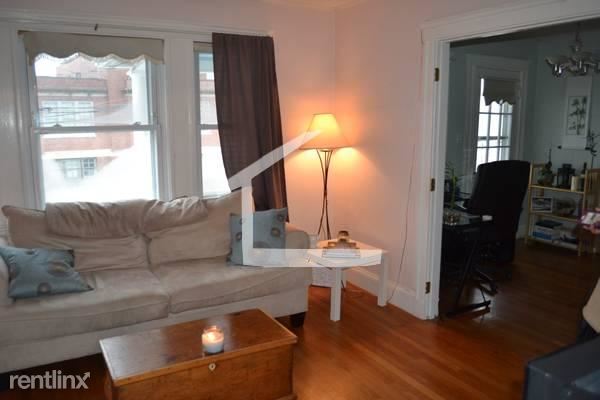 Building Photo - 90 Oakland St