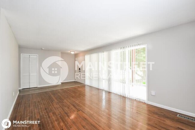 Building Photo - 1765 TALISMAN LN, ST LOUIS, MO 63138