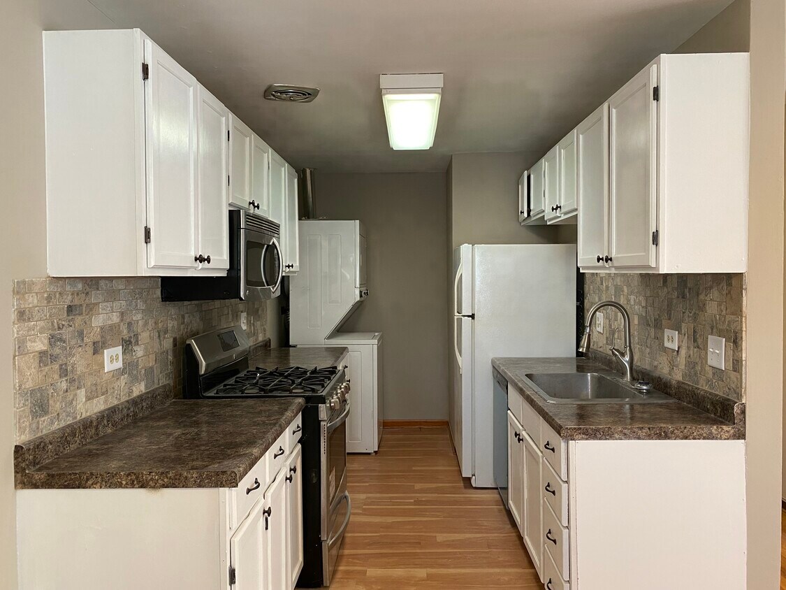 227 Winfield Ct, Vernon Hills, IL 60061 Townhome Rentals in Vernon